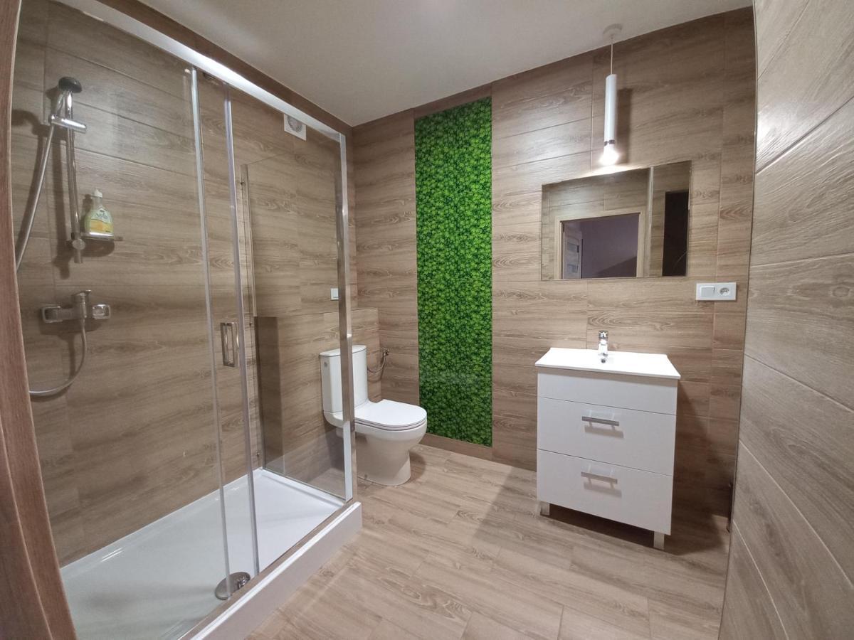 Good Night Noclegi & Strefa Z Sauna I Jacuzzi Ogolnodostepna Lub Na Wylacznosc Чеховице-Дзедзице Экстерьер фото